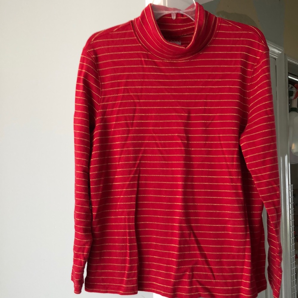 Basic Editions XXL Women’s Long Sleeve Red and Gold Turtleneck